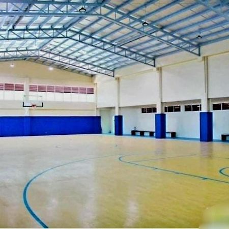 The Lancris Residences, 2 Bedrooms, 1 Bathroom, Living-Room, Kitchen & Pool Is Free Paranaque City Экстерьер фото