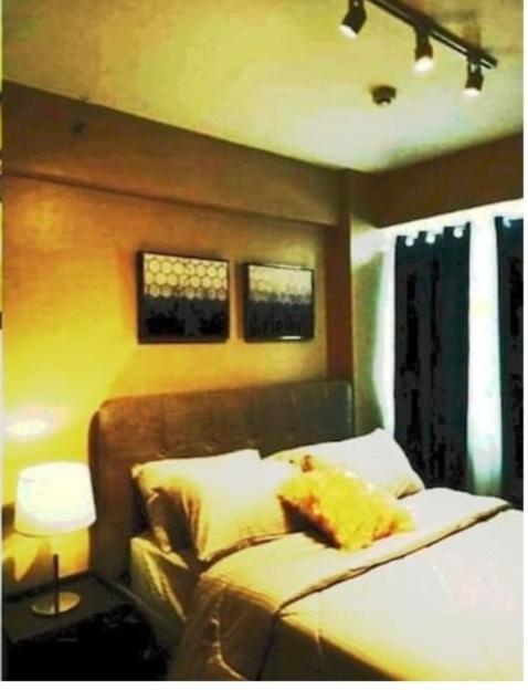 The Lancris Residences, 2 Bedrooms, 1 Bathroom, Living-Room, Kitchen & Pool Is Free Paranaque City Экстерьер фото